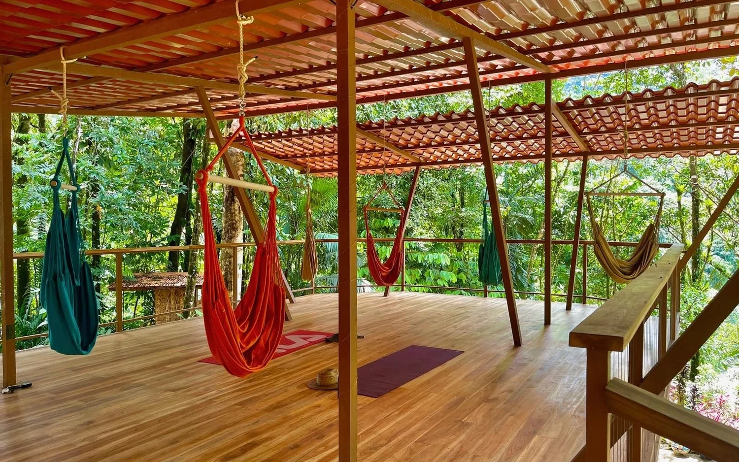 Yoga deck at Chorro Ecolodge