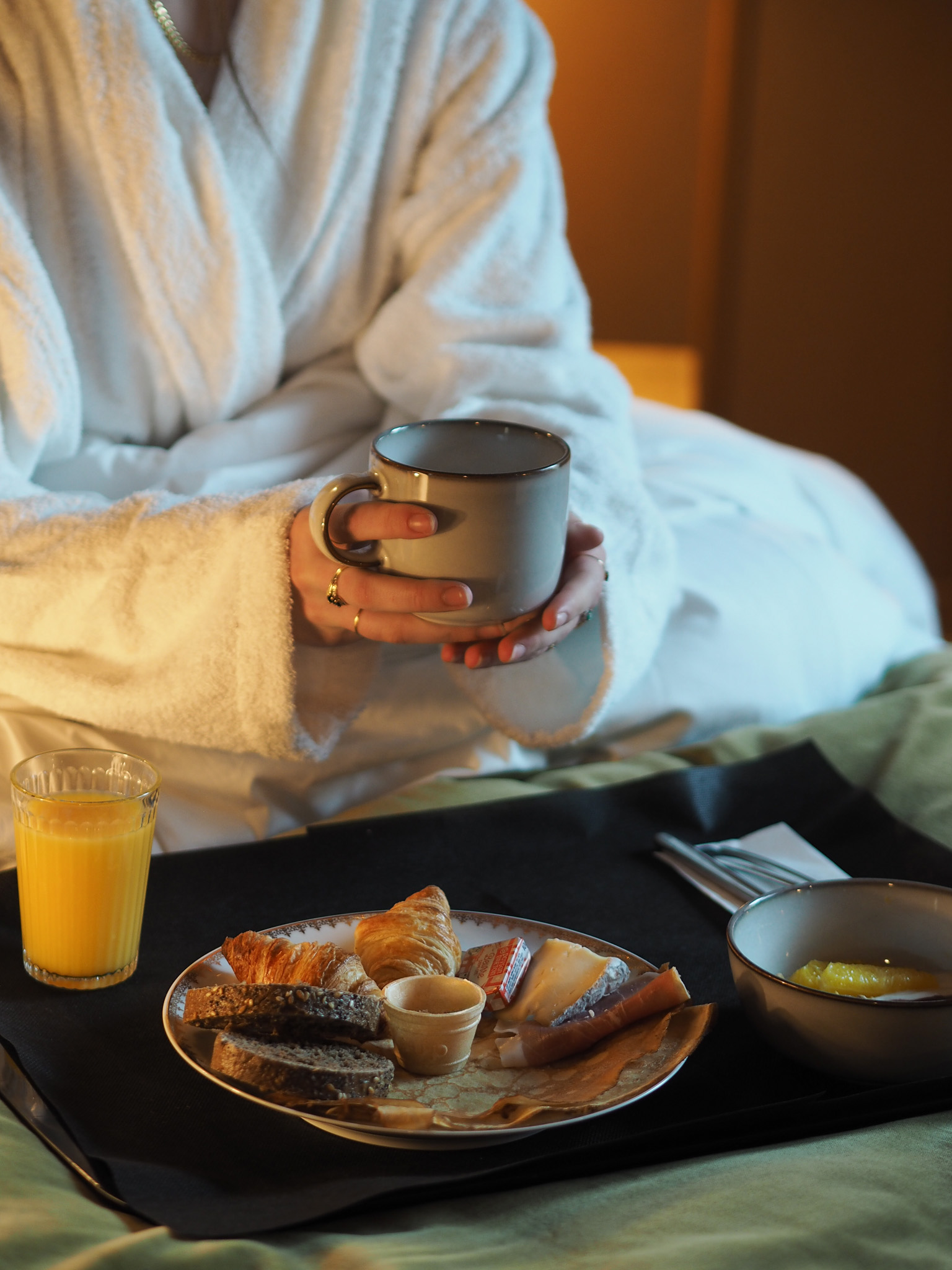 Petit-déjeuner en chambre