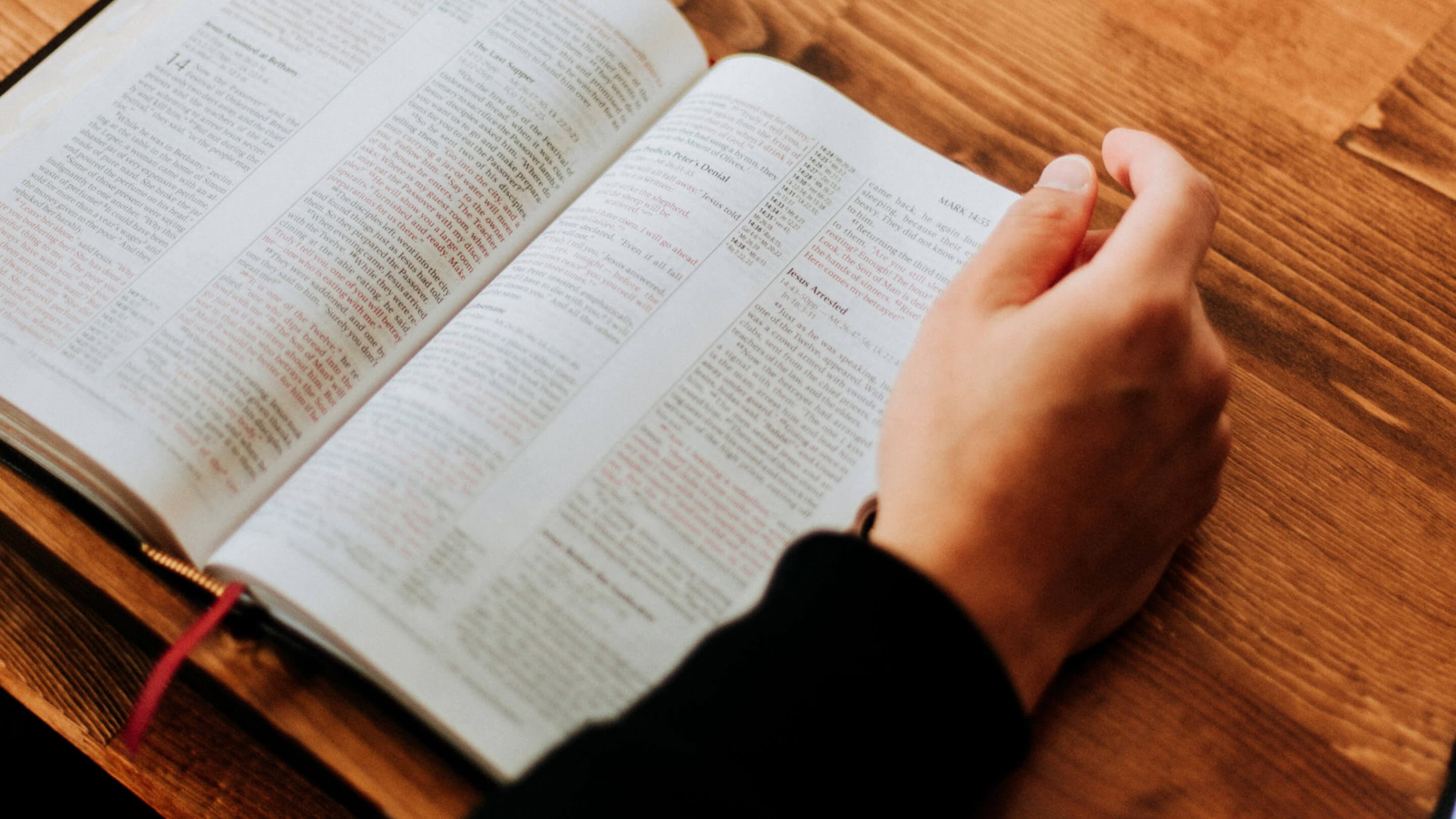 20 inspiring bible verses about God's love