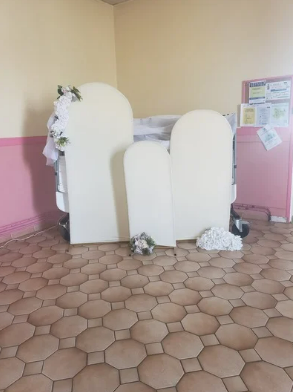 Un porte menu en inox