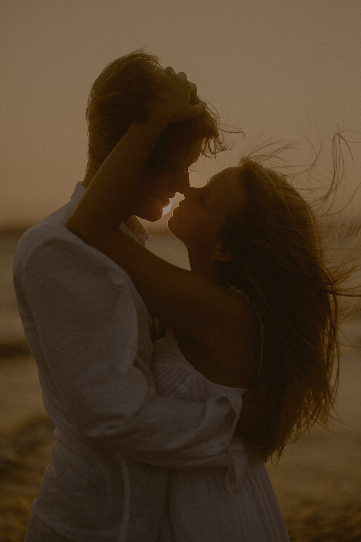 Super Romantic and Cinematic Photographer