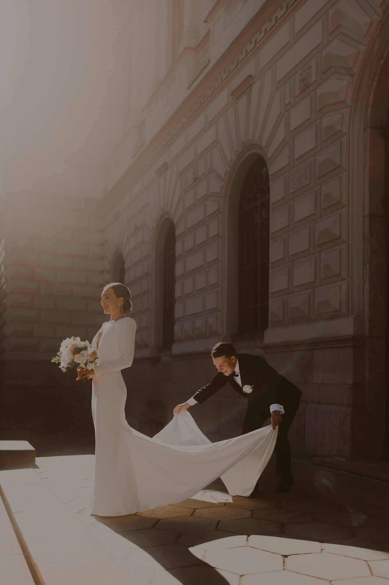 Elegantti, ajaton ja tyylikäs hääkuvaus
