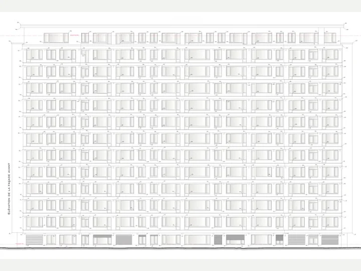 Élévation de la façade avant d'un immeuble Etrimo, chaque baie reportée et annotée sur toute la hauteur.