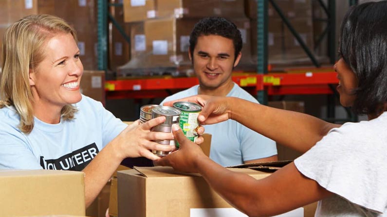 Indianapolis Community Impact Event for Green Sports Day - Gleaners Warehouse