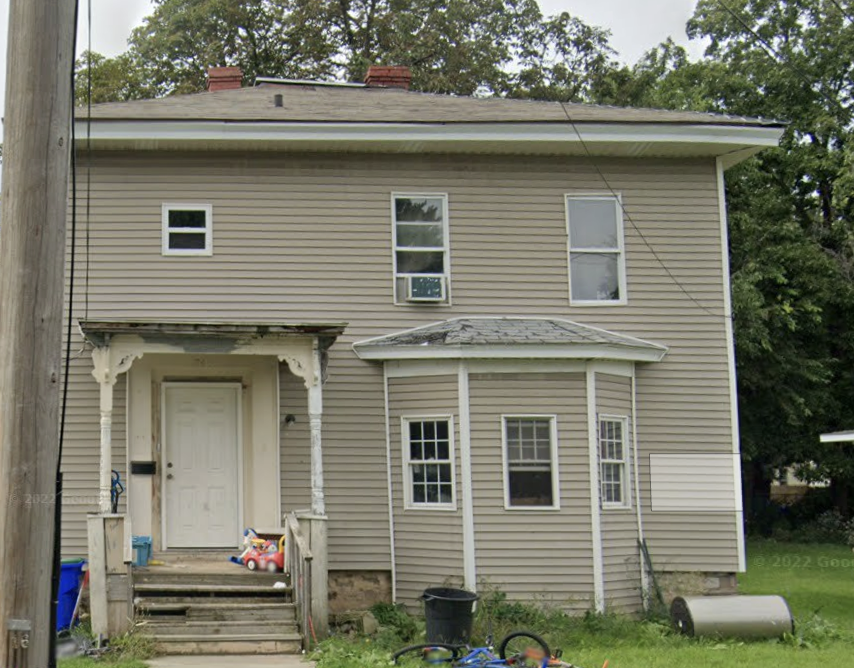 746 Church St, Medina, NY 14103
