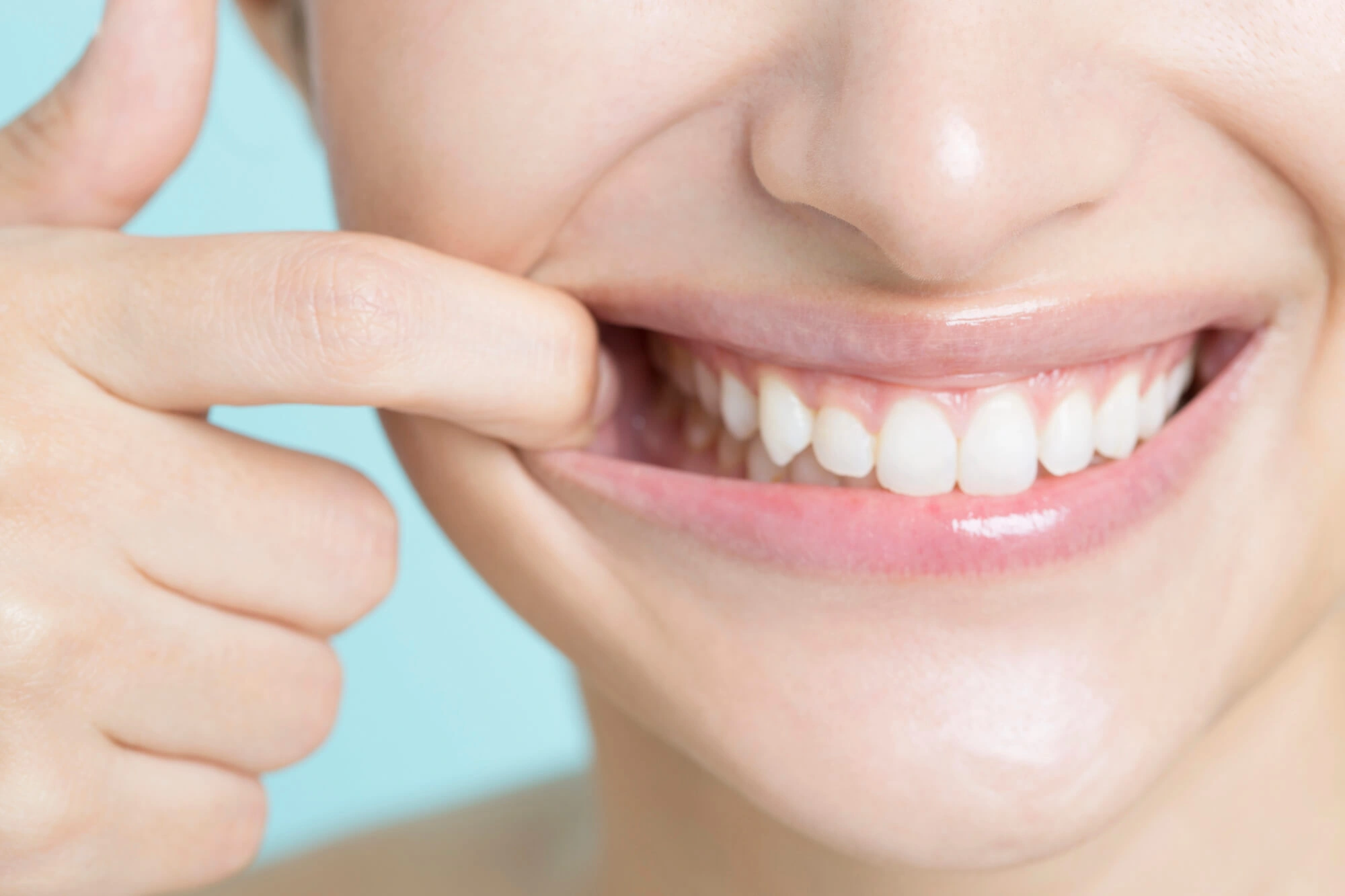 White teeth by dentist near levittown ny