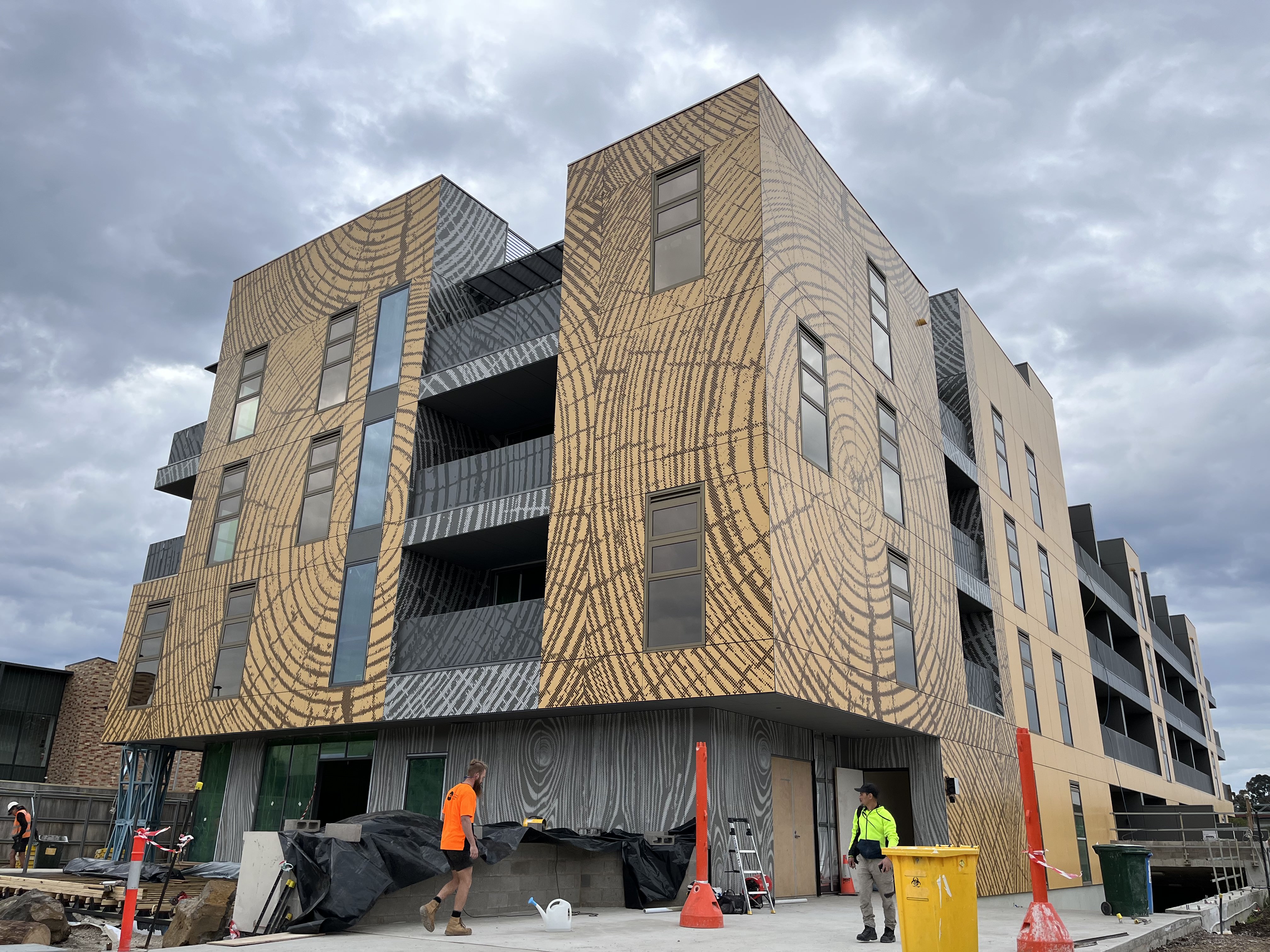 Bellfield, Melbourne VIC — Windows