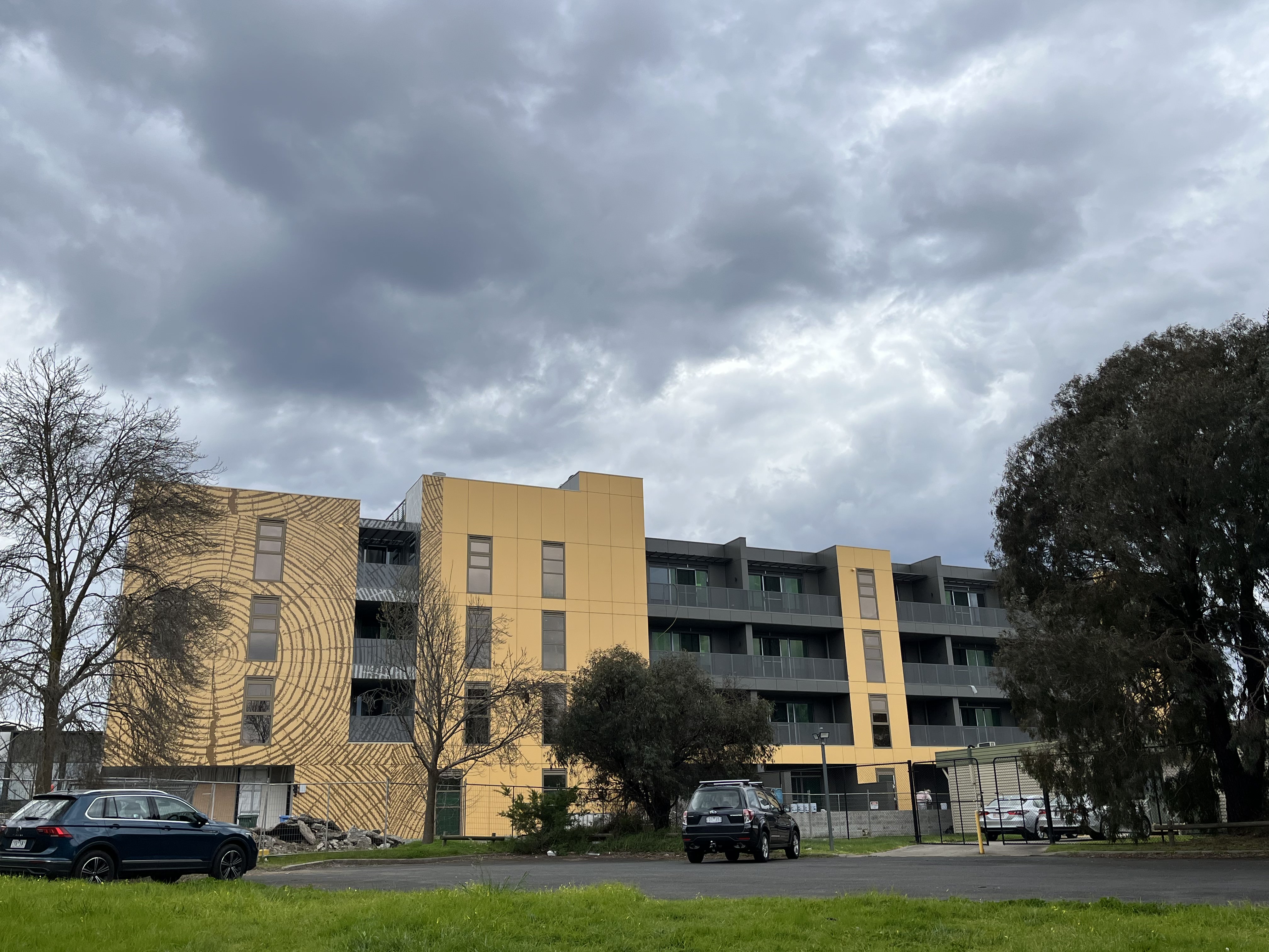Bellfield, Melbourne VIC — Windows