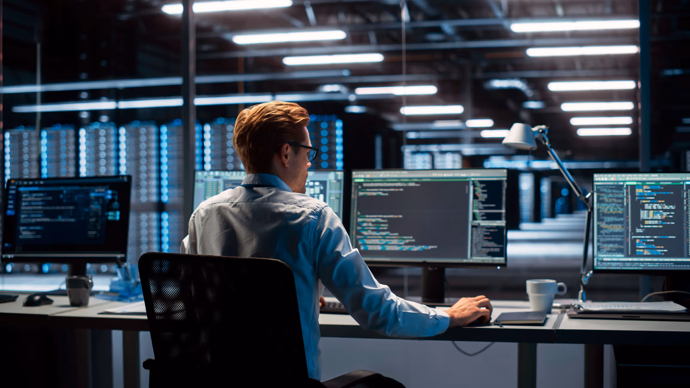 Estrategias de Ciberseguridad Empresarial: Cómo se Protegen las Grandes Compañías