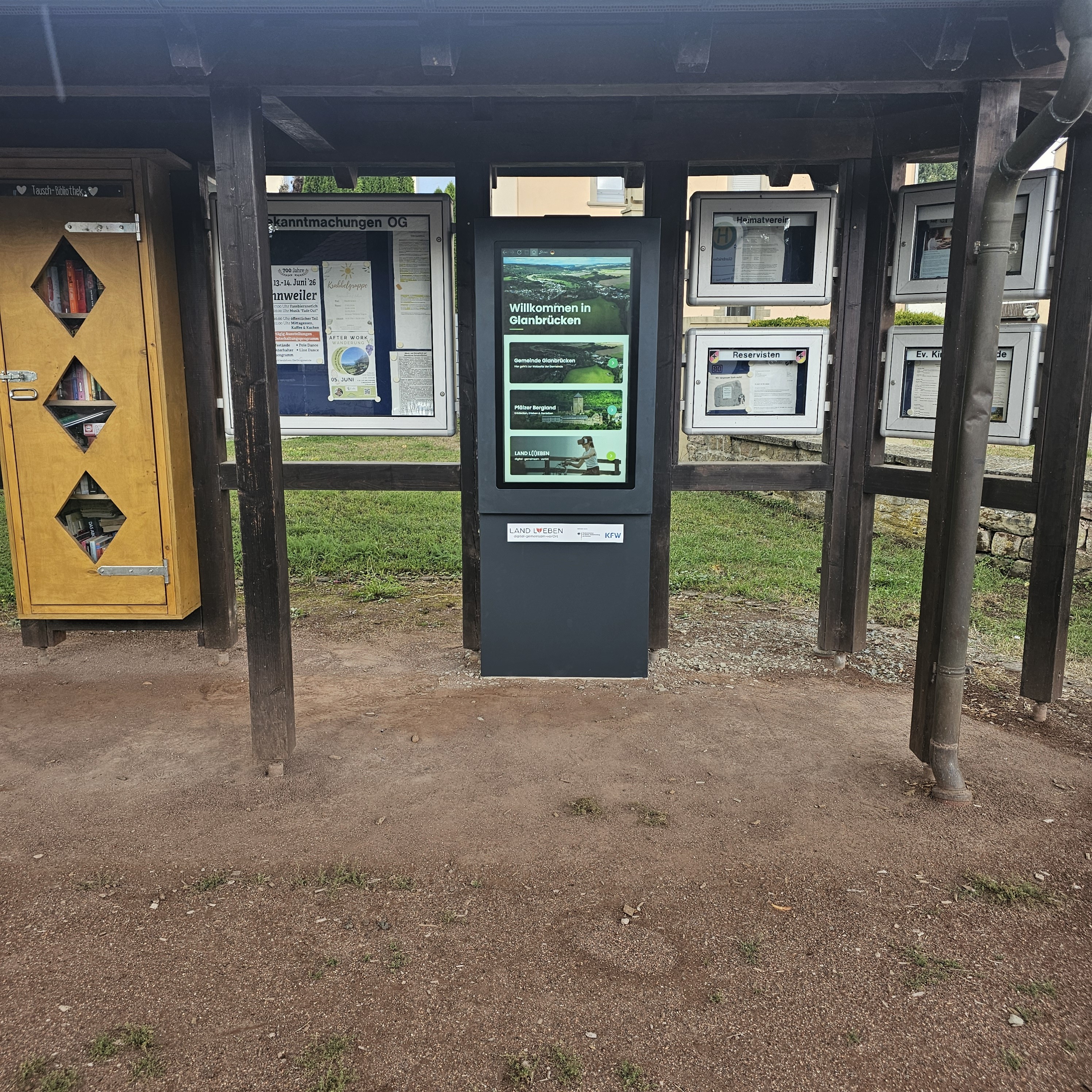Neue digitale Info-Stele in Glanbrücken