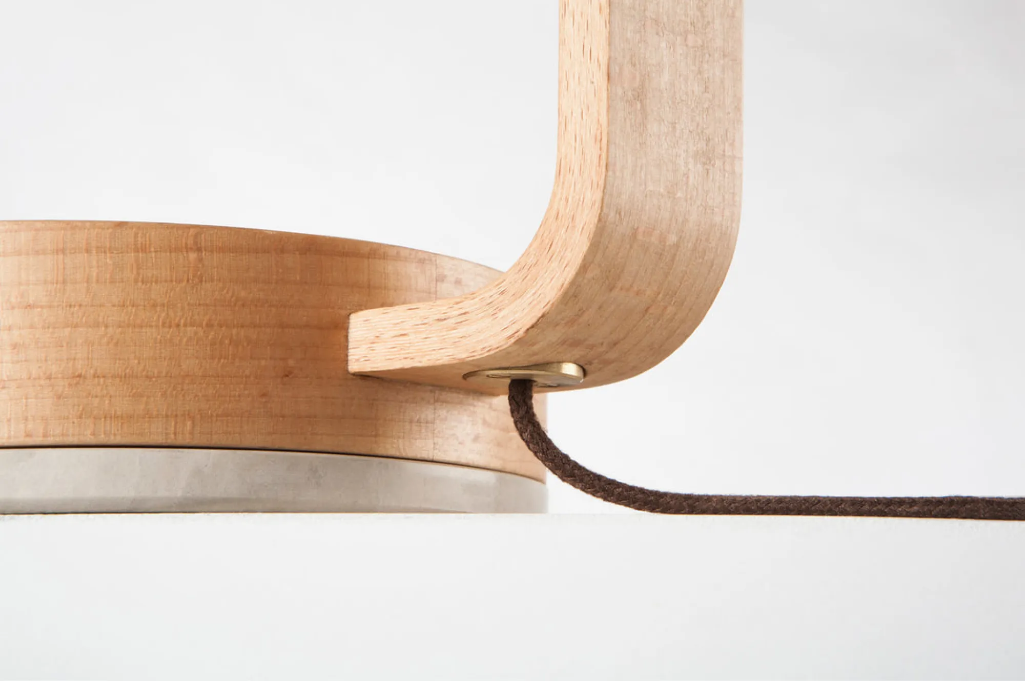 Apsis follows function over form, focusing on circular symmetry.