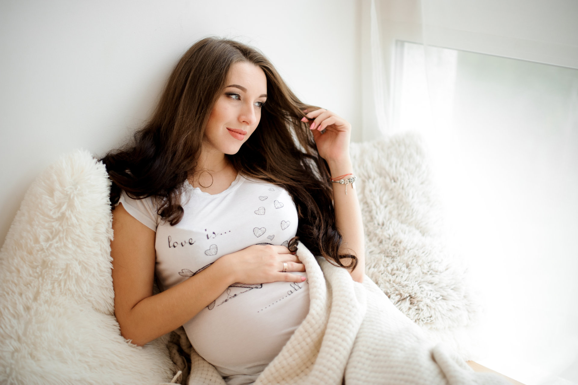 Can I Color My Hair If I’m Pregnant Or Breastfeeding?