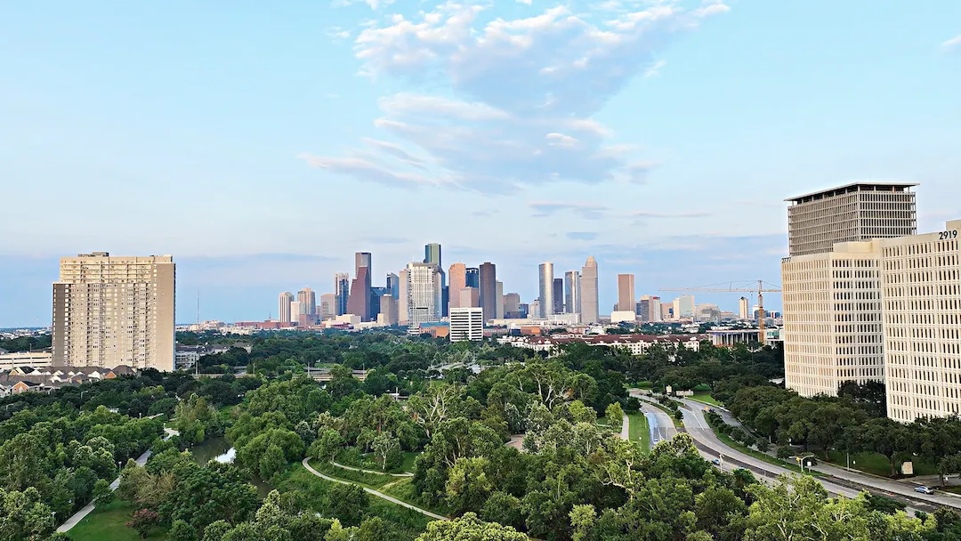 Downtown Houston skyline from Allen Parkway