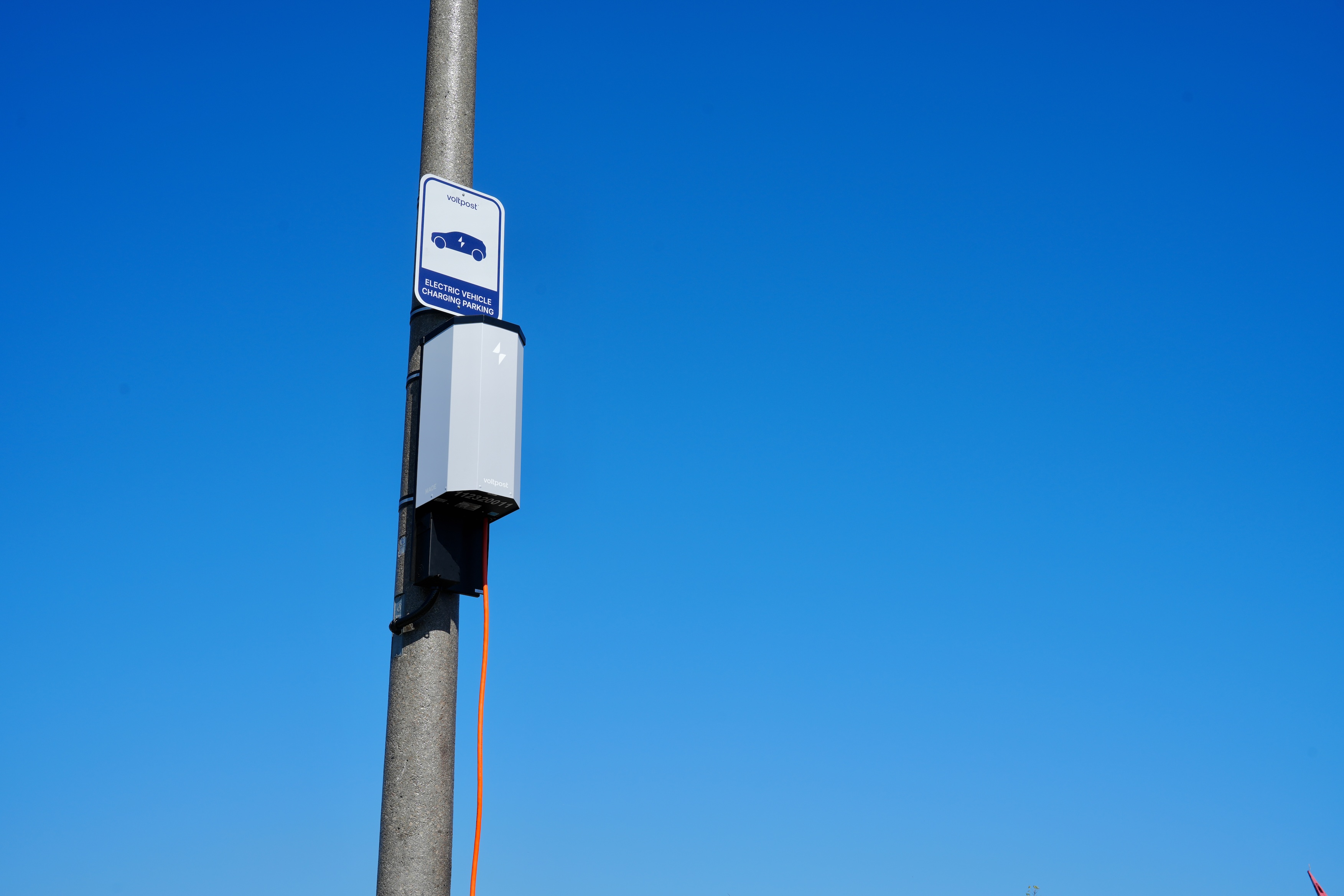 ‍Voltpost and EVSE Unite to Scale Lamppost EV Charging Across the U.S.