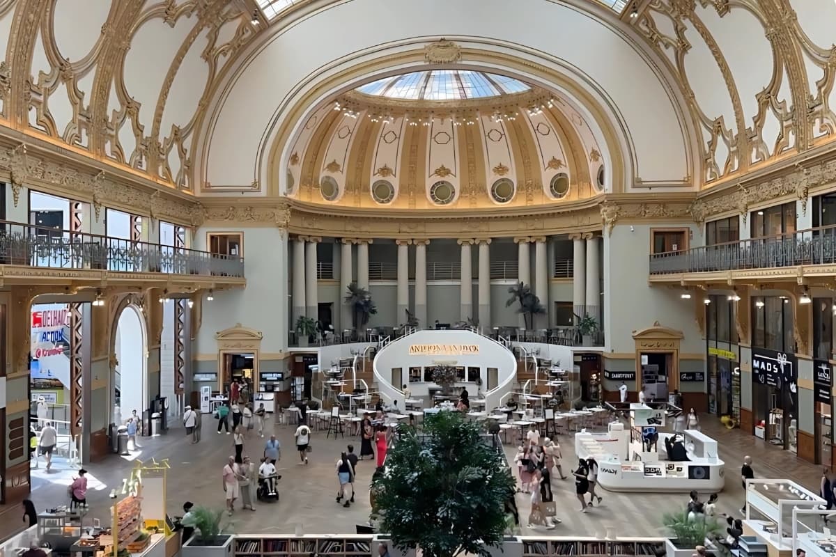 La Stadsfeestzaal à Anvers.