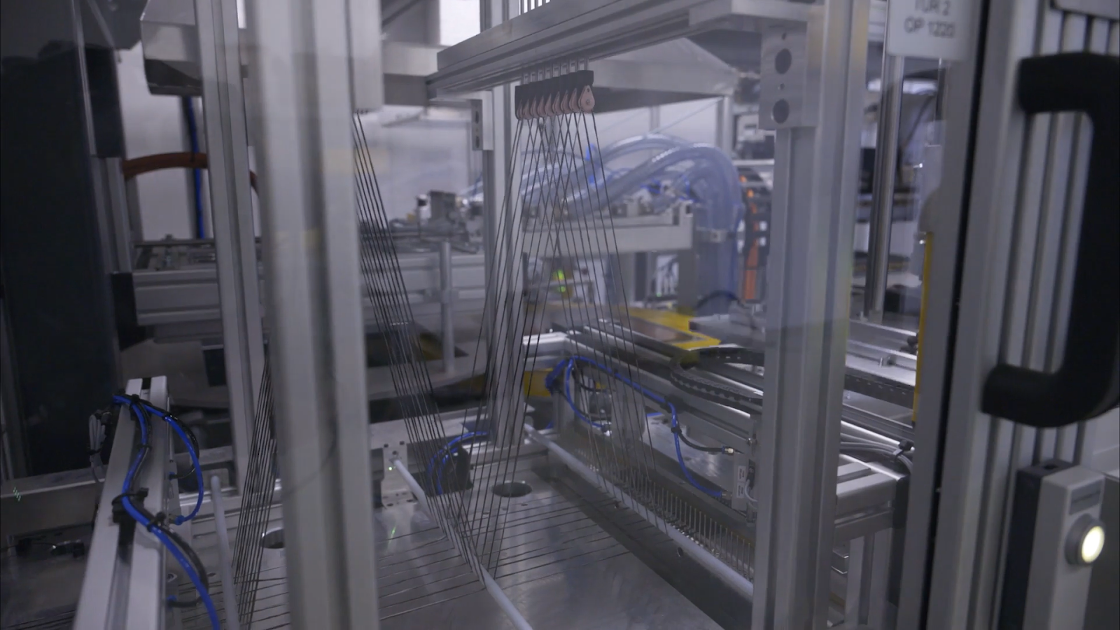 Fibionic FFP Process Schematic - airstream fiber deposition