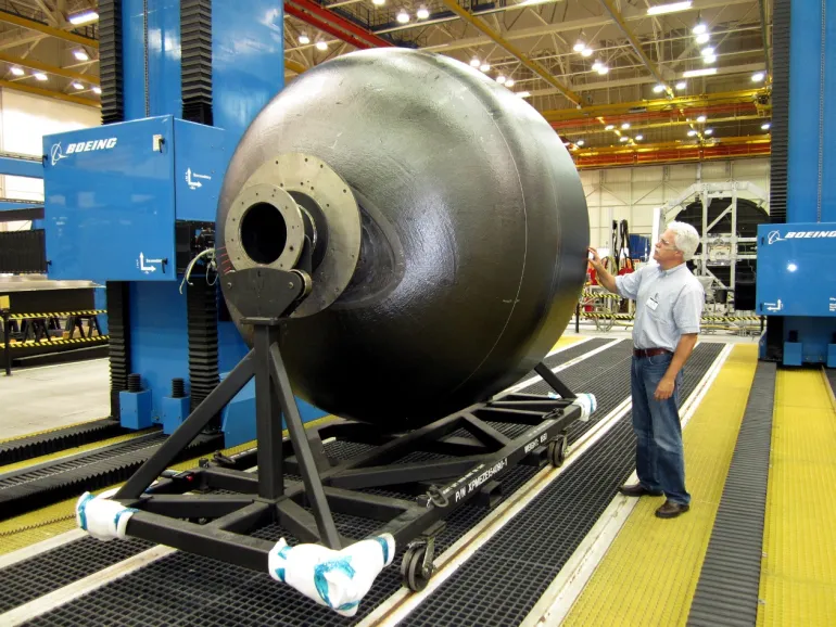 NASA/Boeing composite cryogenic propellant tank