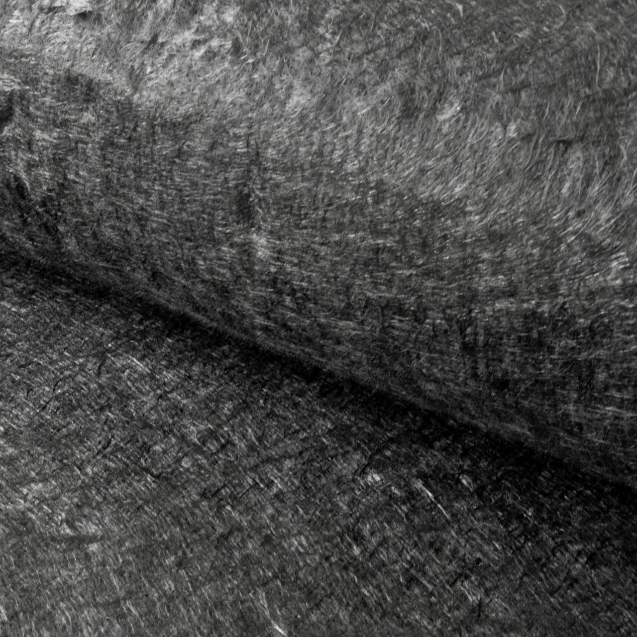 Recycled carbon fiber nonwoven mat