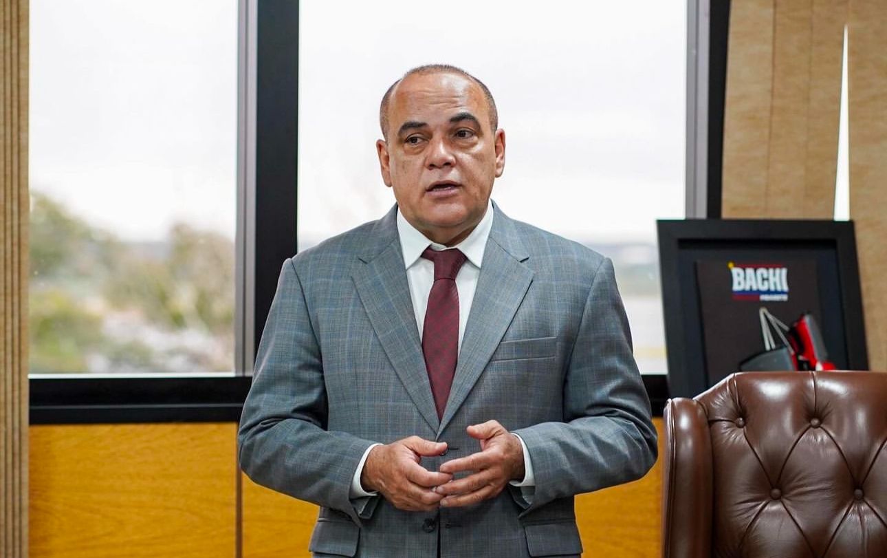Basilio Núñez liderará nuevamente el senado tras votación mayoritaria de los legisladores