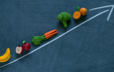 Reducción en combustibles y subas en alimentos impactaron en la canasta básica