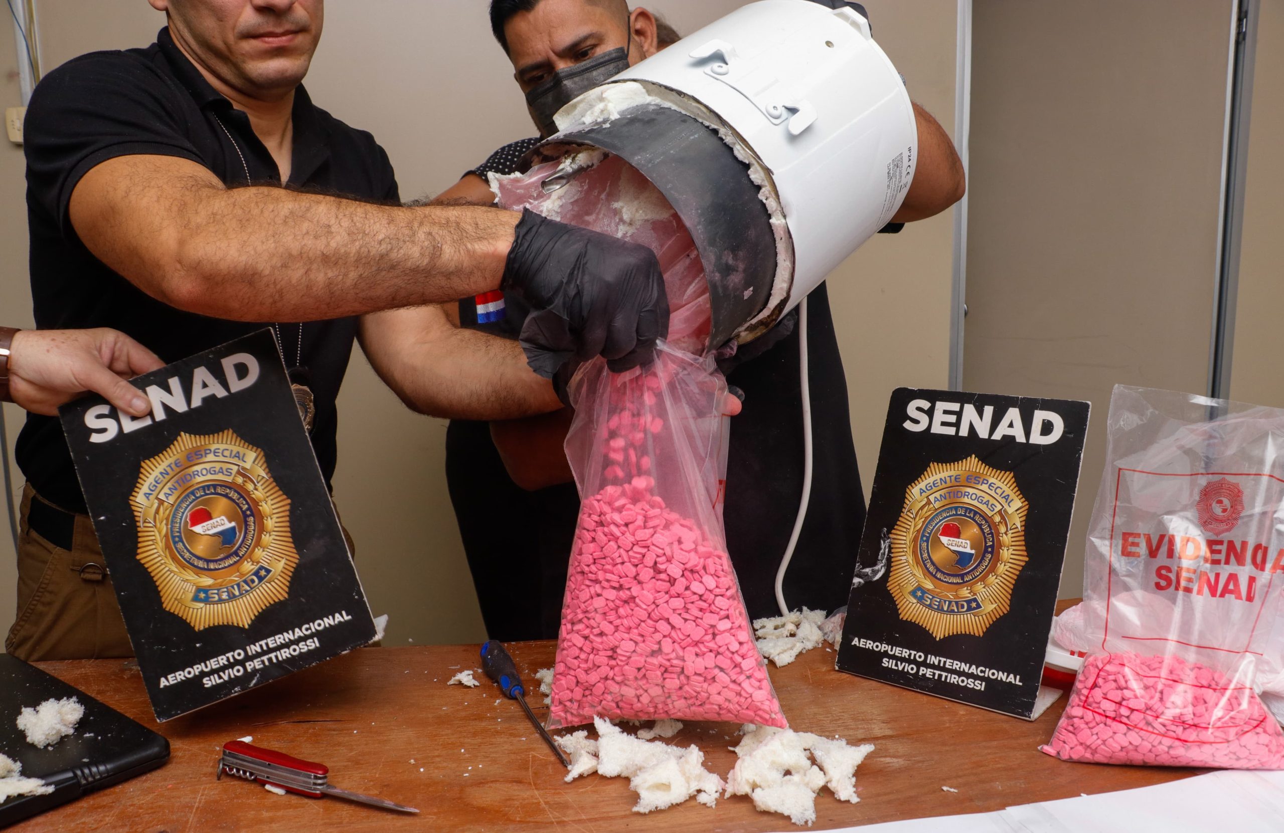 Incautan termocalefón con miles de pastillas de éxtasis en el aeropuerto Silvio Pettirossi