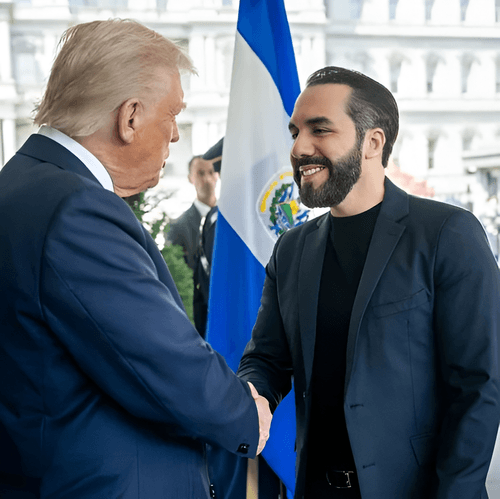 El Salvador y Estados Unidos sellan cooperación migratoria con traslado de reclusos a megacárcel