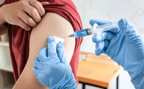 El Ministerio de Salud continúa con la aplicación de vacunas contra la gripe estacional