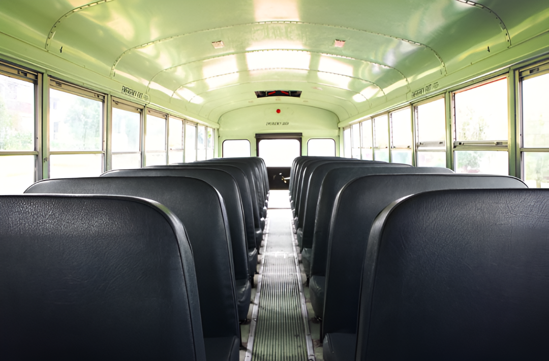 Transporte escolar entra en la agenda del Congreso con recursos del Fonae