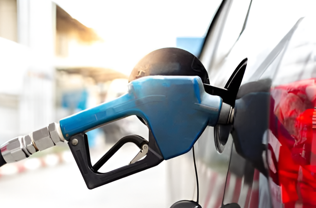 MEF señala que existen condiciones para una baja en precios de importados y combustibles
