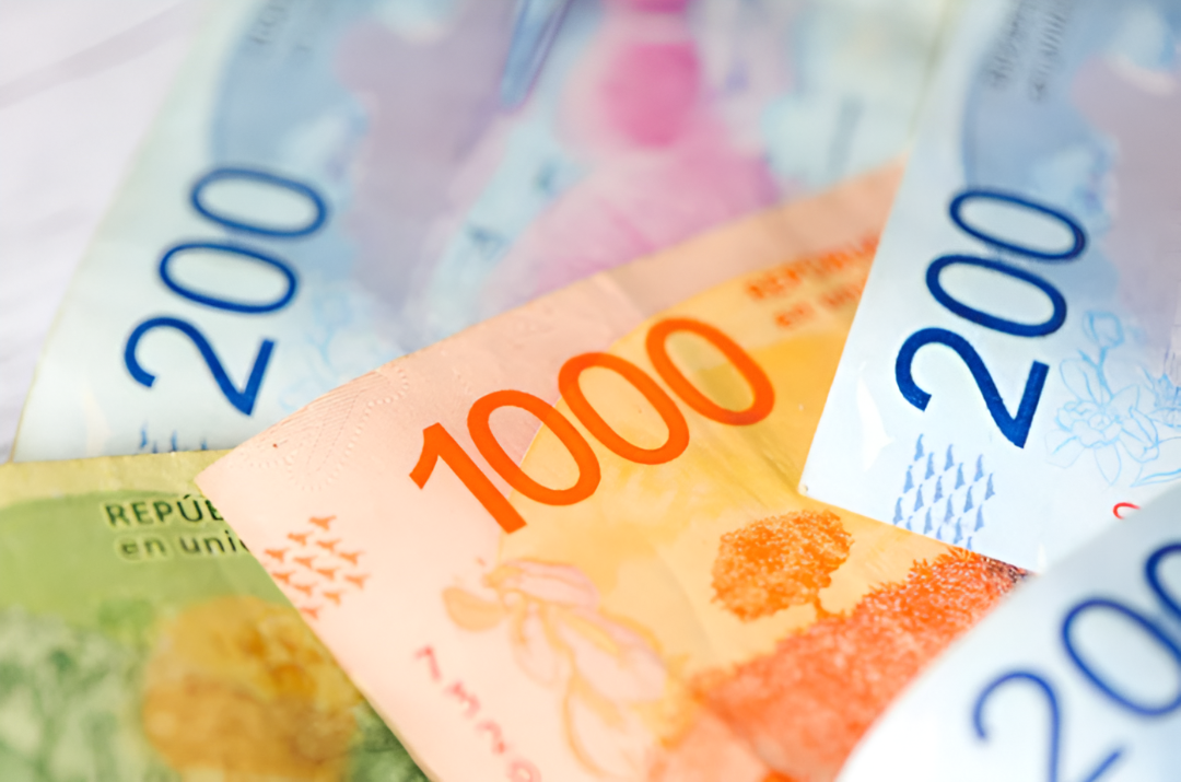 JPMorgan destaca condiciones favorables para estrategias de carry trade en Argentina