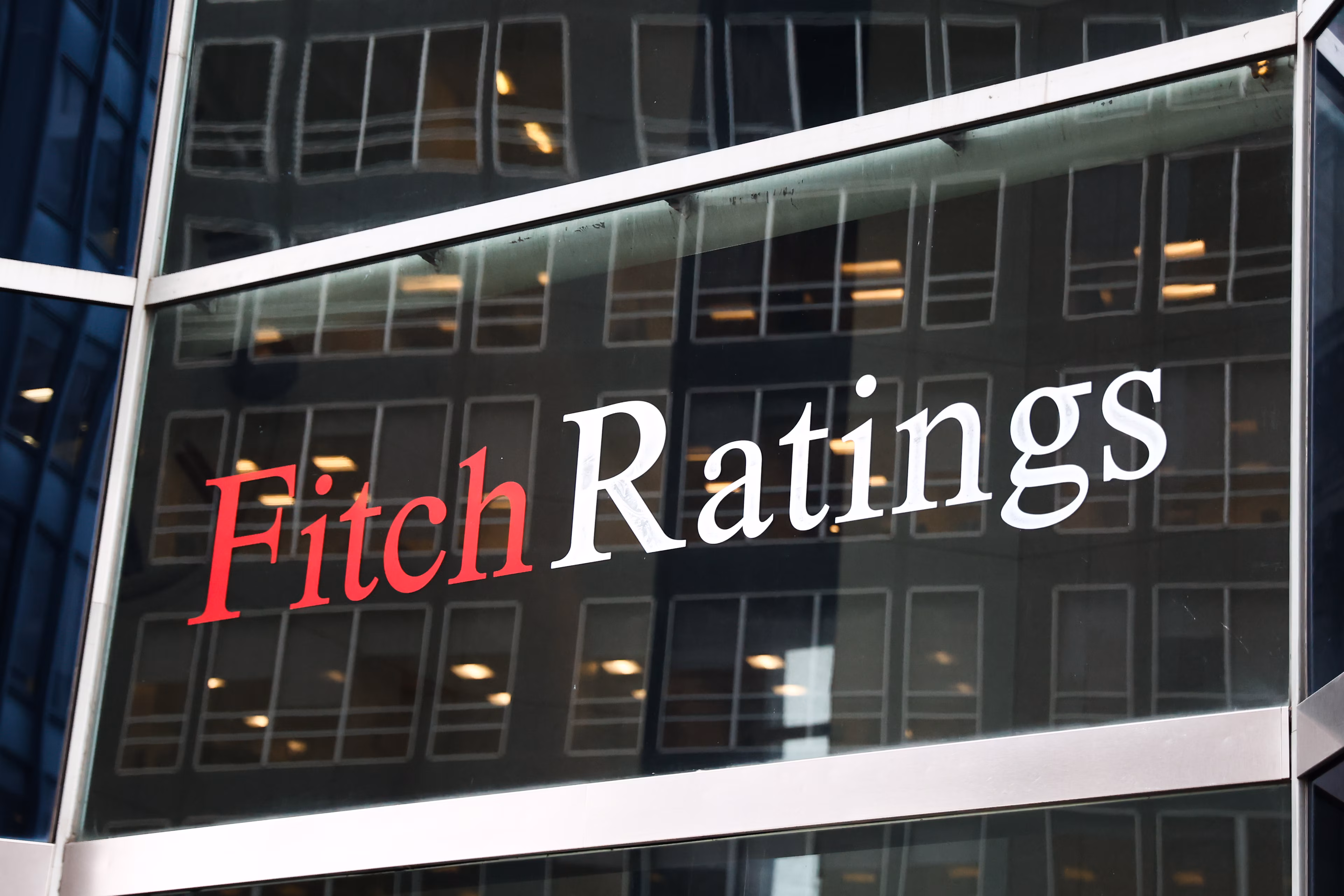 Paraguay pasa a perspectiva positiva en la evaluación de Fitch Ratings