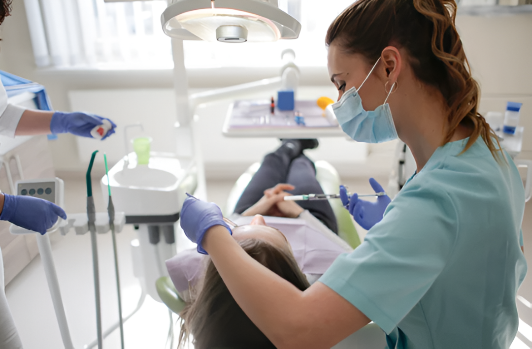 En el país existen 23 carreras de odontología pero menos de 15 están acreditadas