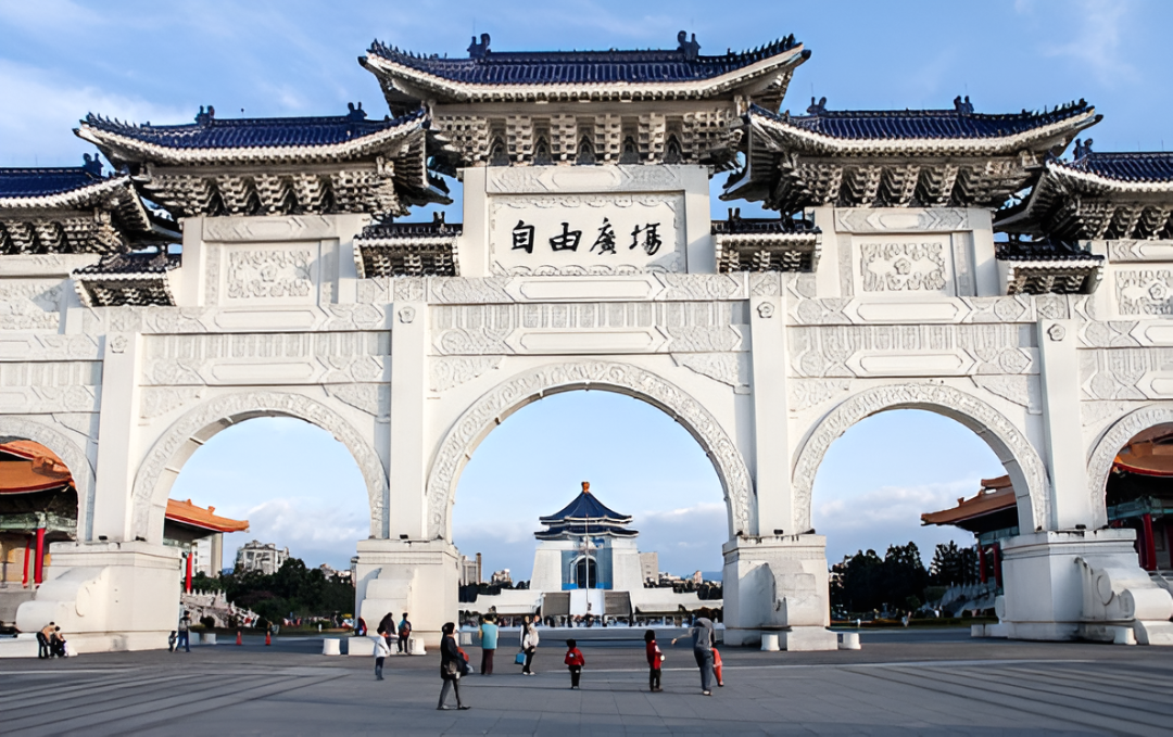 Un nuevo cruce por Taiwán mueve las piezas entre China, Estados Unidos y Japón