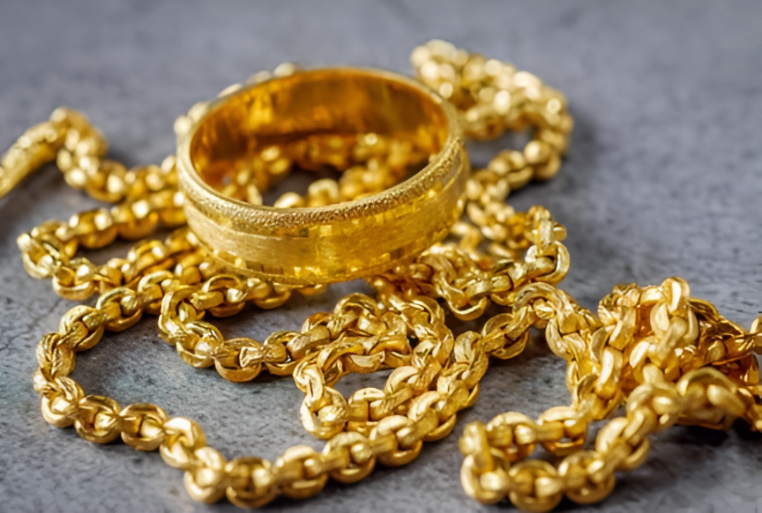 El oro sostiene su nivel mientras el mercado ajusta el foco hacia las tasas de Estados Unidos