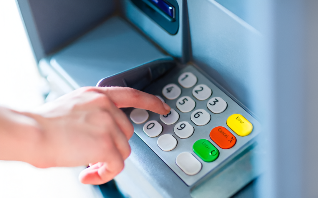 Más de 2.300 adultos mayores aparecen en la nueva lista para empezar a cobrar la pensión