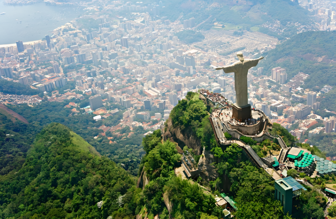 El flujo hacia Brasil supera los 3.000 registros diarios en Migraciones