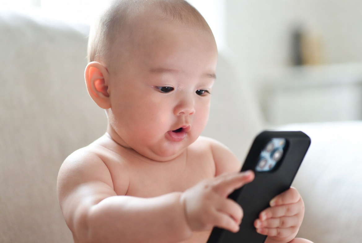 El Estado avanza para que los recién nacidos salgan del hospital con identidad digital