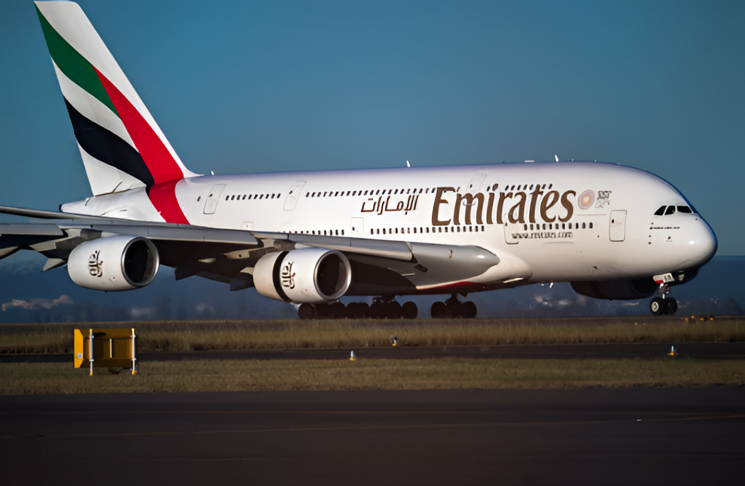 La aerolínea Emirates se prepara para retomar la ruta a Tel Aviv después de dos años