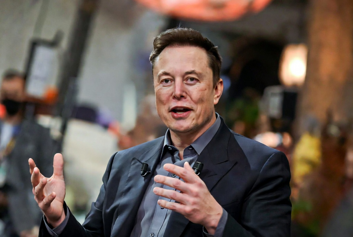 Elon Musk redefine la hoja de ruta espacial y pone a la Luna antes que Marte