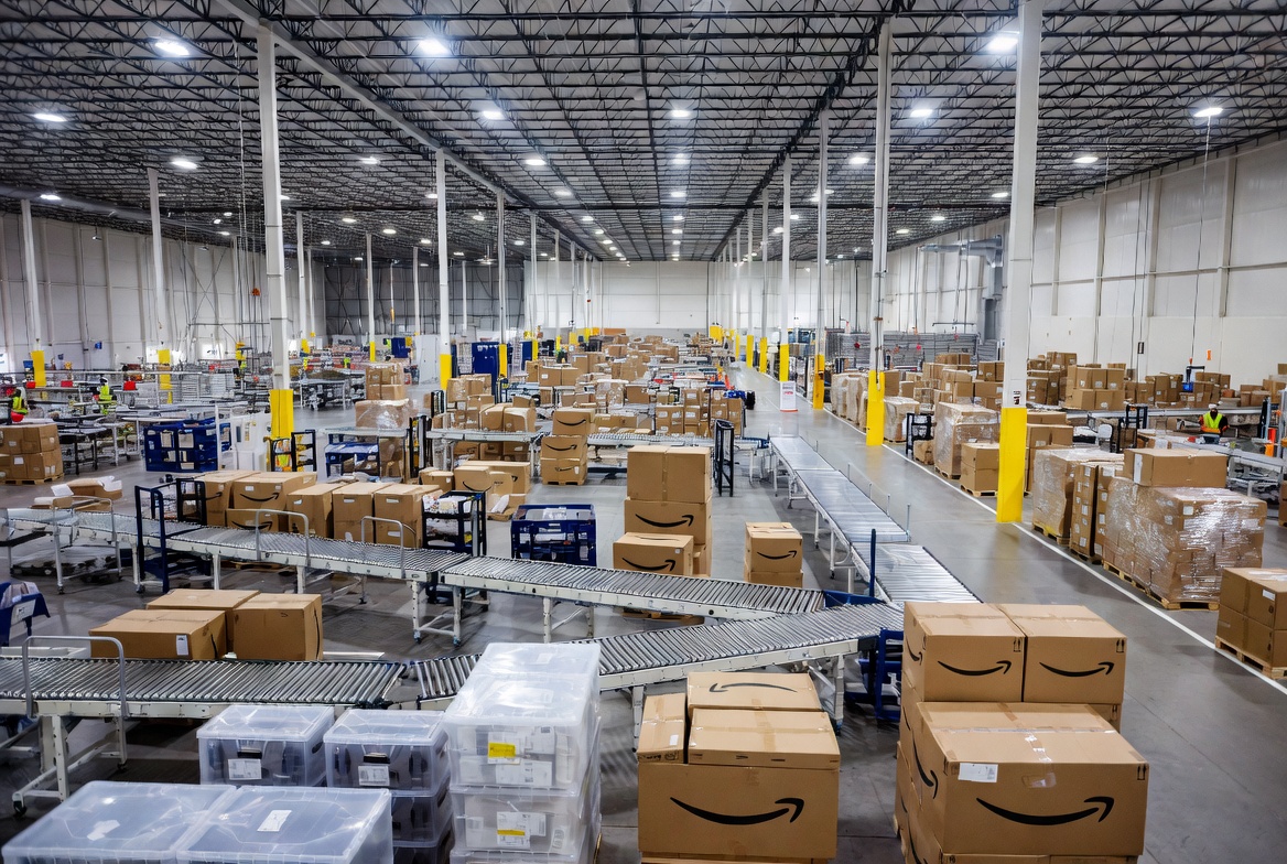Amazon se convierte en la empresa con mayores ingresos del mundo y deja atrás a Walmart