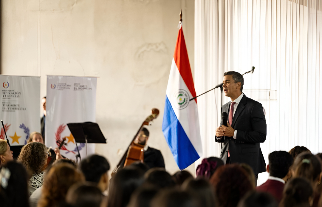 Santiago Peña inicia el año lectivo 2026 con 1.500.000 estudiantes en las aulas