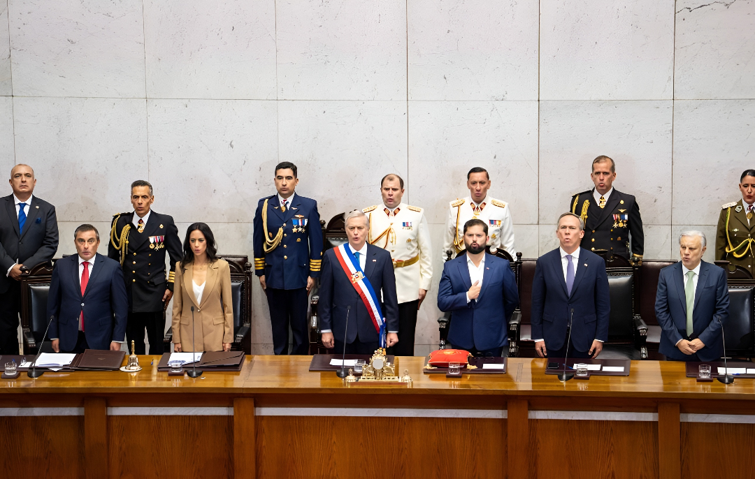 Santiago Peña participa en Chile en la asunción presidencial de José Antonio Kast junto a líderes de la región