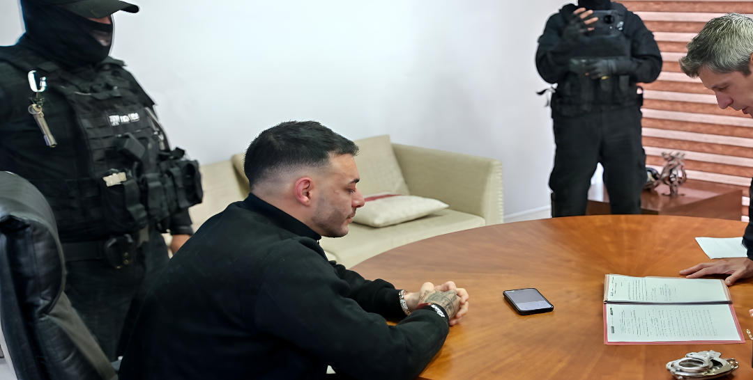 Aparecen las primeras imágenes de Sebastián Marset bajo custodia de la DEA