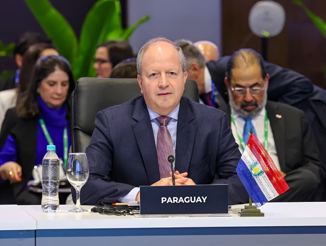 ¿Paraguay crece o se derrumba?, Gobierno cambia de discurso, ahora el país no recauda lo suficiente y entra en economía de guerra