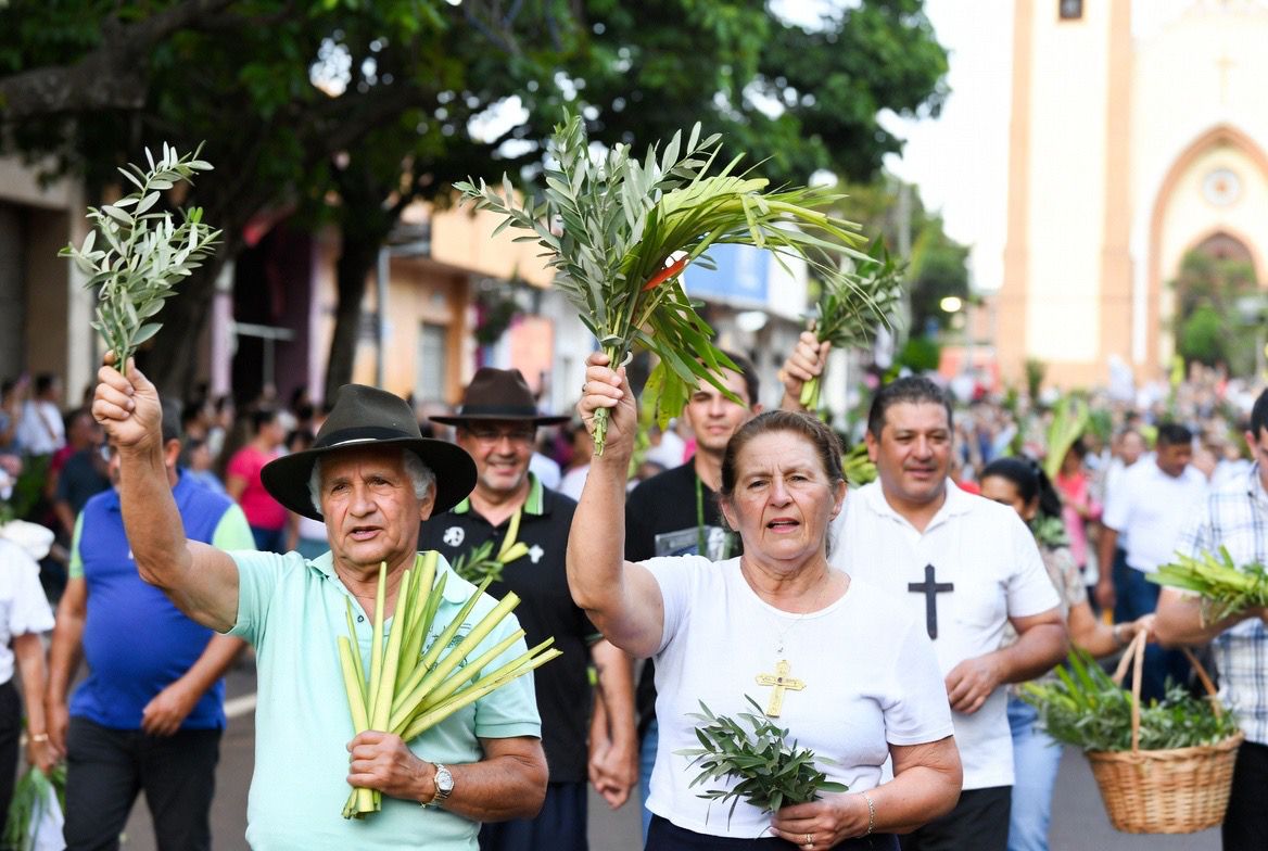 El Domingo de Ramos abre la Semana Santa con una tradición que se mantiene en todo el mundo