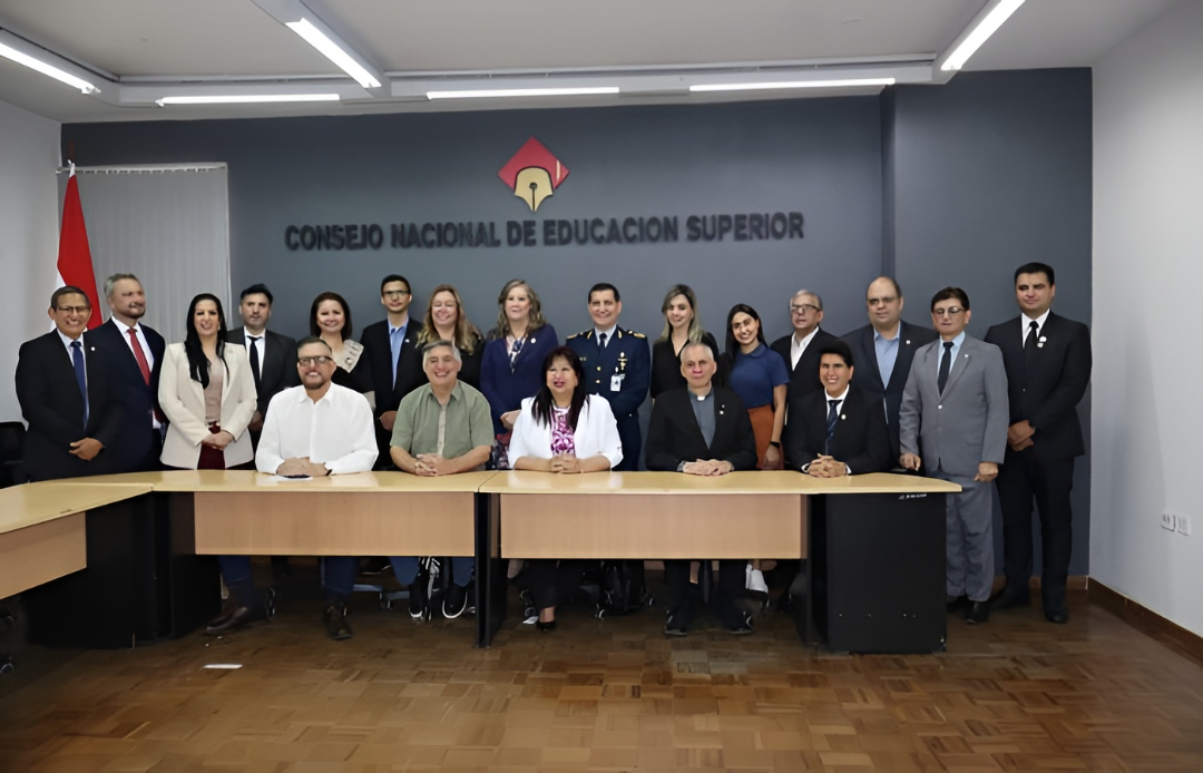 En dos meses el Cones autoriza más de 30 carreras y suma programas de Medicina
