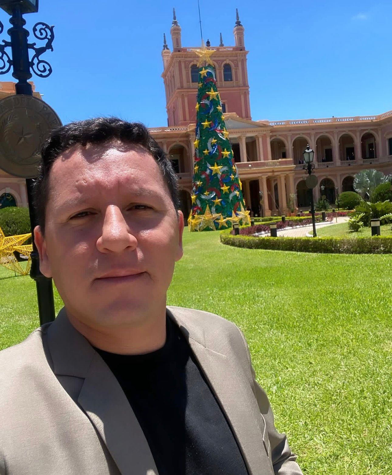 Chaqueñito publica mensaje tras su salida del Senado y anuncia que buscará regresar al cargo