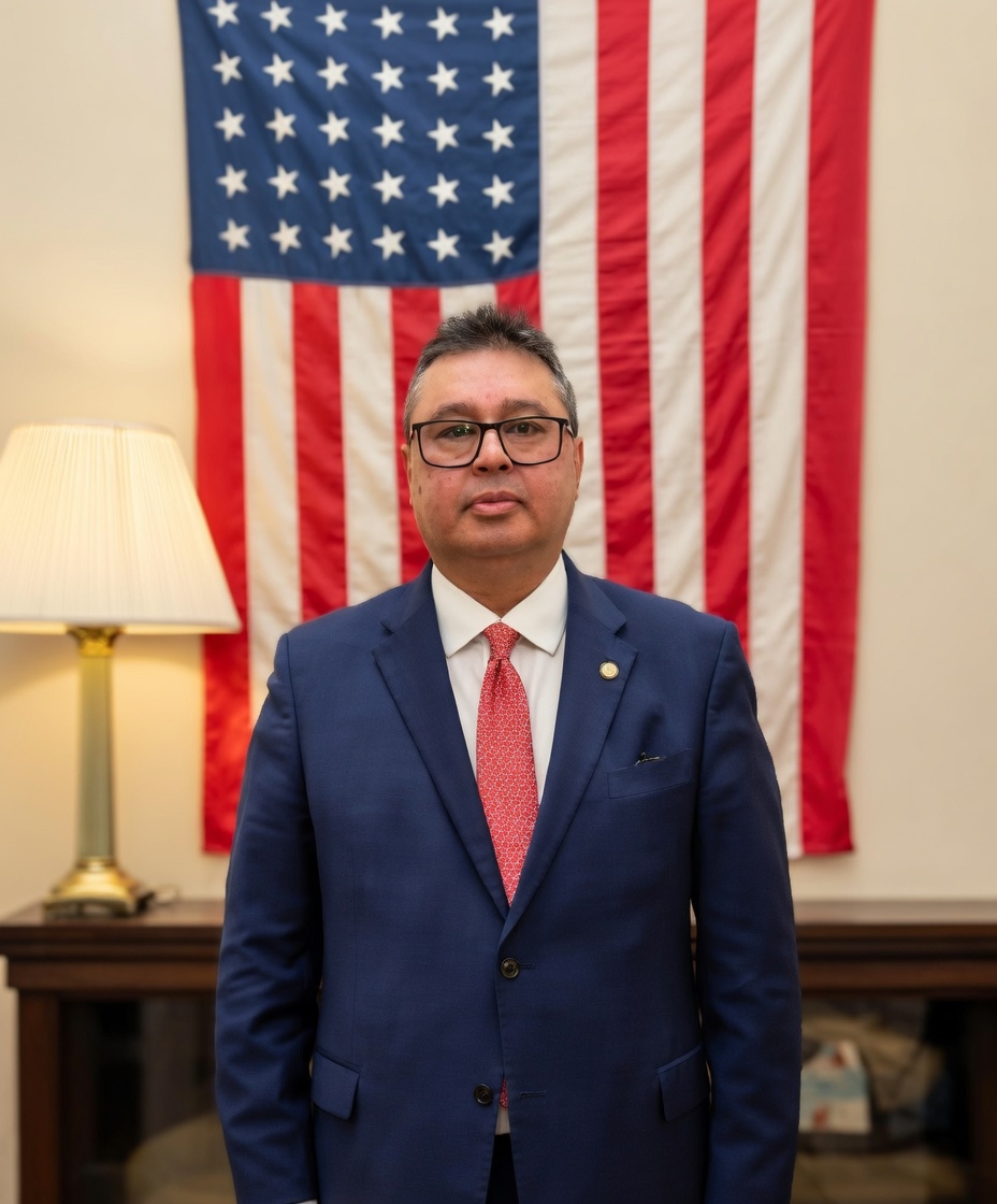 Declaraciones de Gustavo Leite sobre “olor a coima” generan reacción y sacude al gobierno de Peña