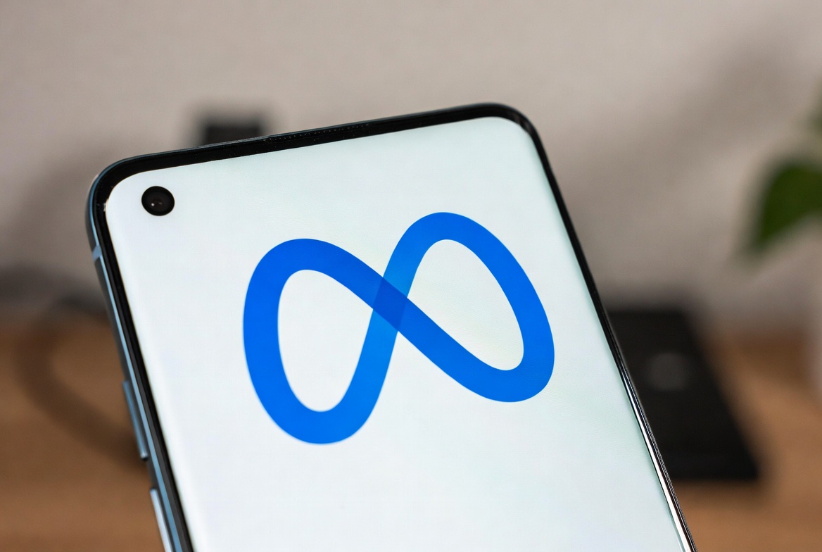 Acciones de Meta avanzan tras lanzamiento de Muse Spark en medio de competencia en IA