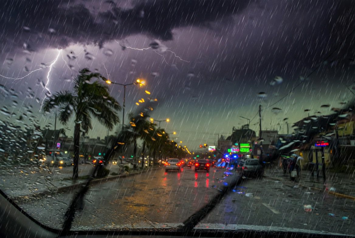 Meteorología advierte tormentas fuertes para sábado y domingo en la región Oriental